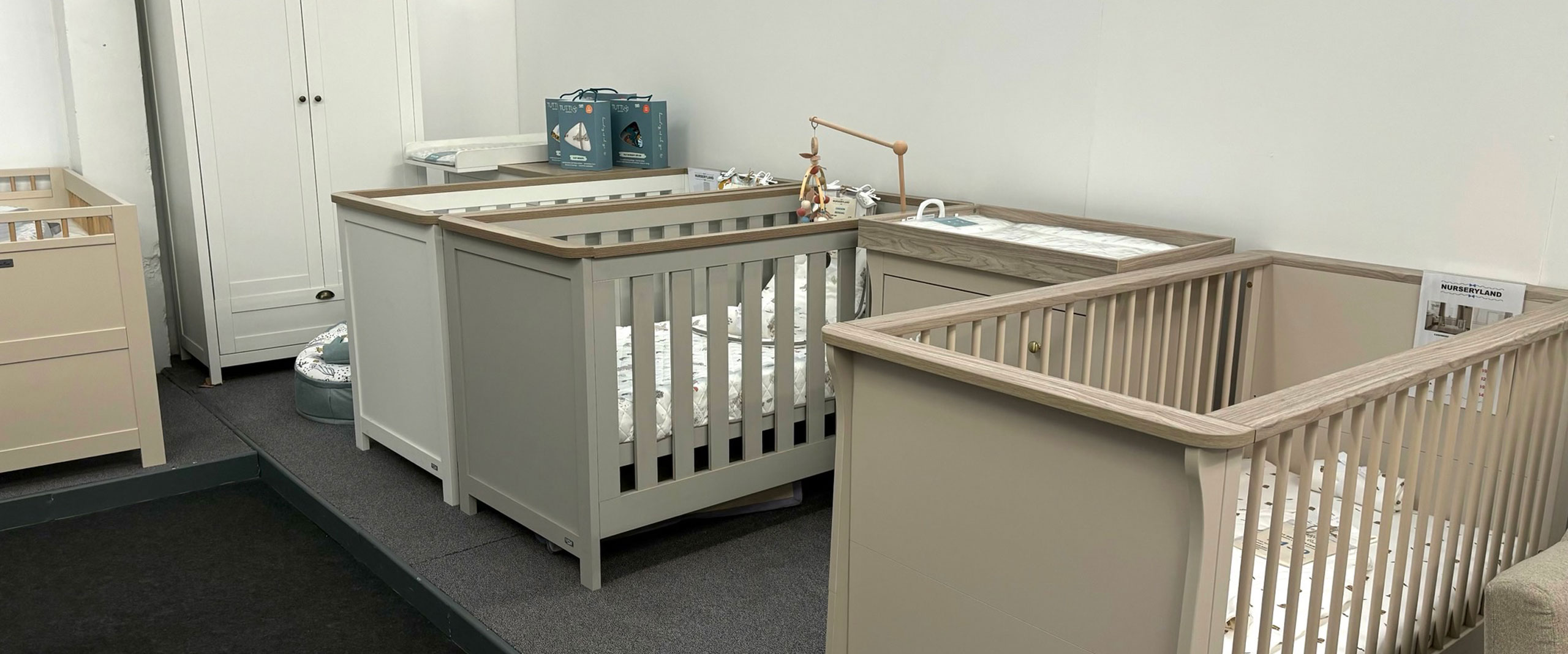 Nurseryland Wakefield Cots & Beds